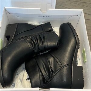 Croft & Barrow Black Ankle Boots
